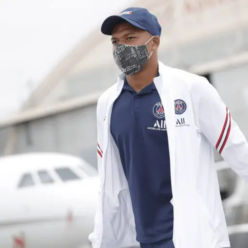 mama-de-mbappe-habla-de-su-renovacion-con-psg-publinews-.png ,