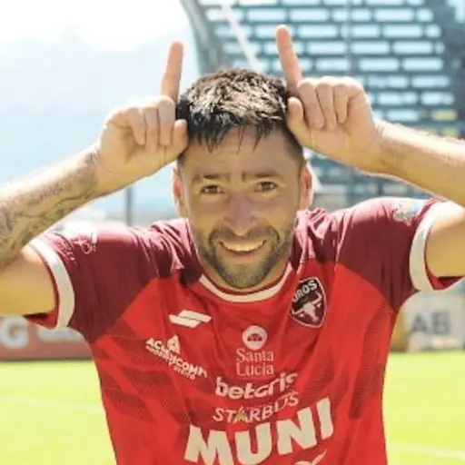 enzo-herrera-habla-partido-ante-santa-lucia-cuartos-final-apertura-publinews-.png ,