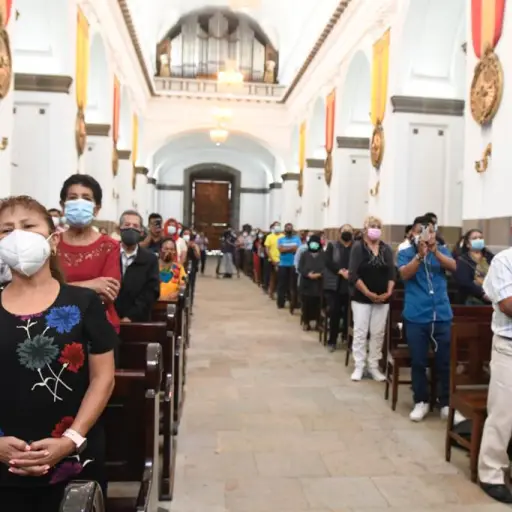 misa-50-aniversario-ordenacion-sacerdotal-cardenal-ramazzini-4.jpeg ,