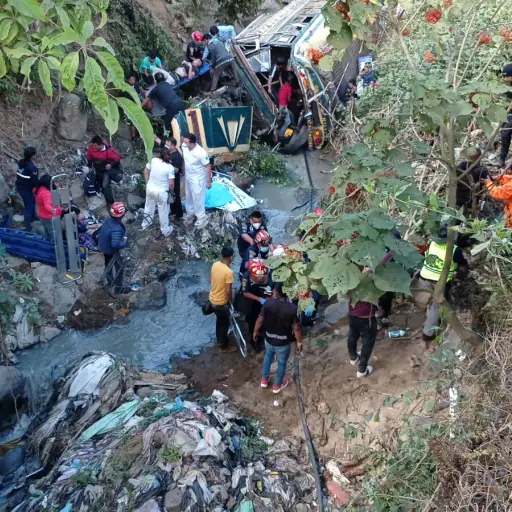 accidente-bus-sumpango.jpeg ,