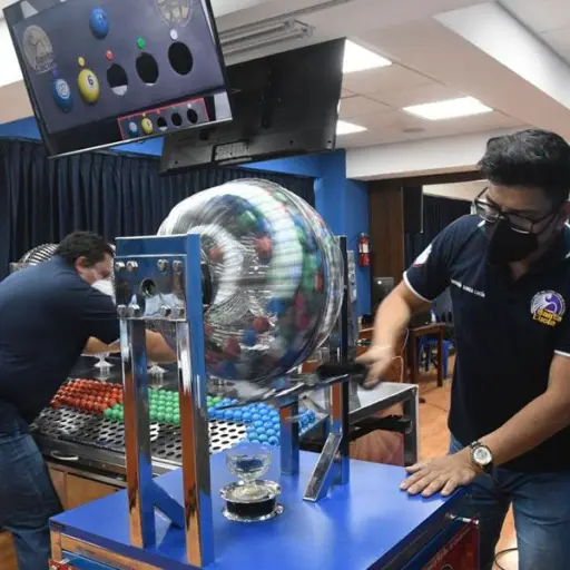 ganador-6-millones-loteria-santa-lucia-2022.jpg ,