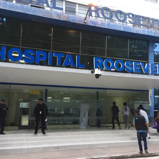 pnchospitalrooseveltmanifestacionmedicosfotoeu1-f40b7a80ae371ef53a93b8e01974a41f.jpg ,