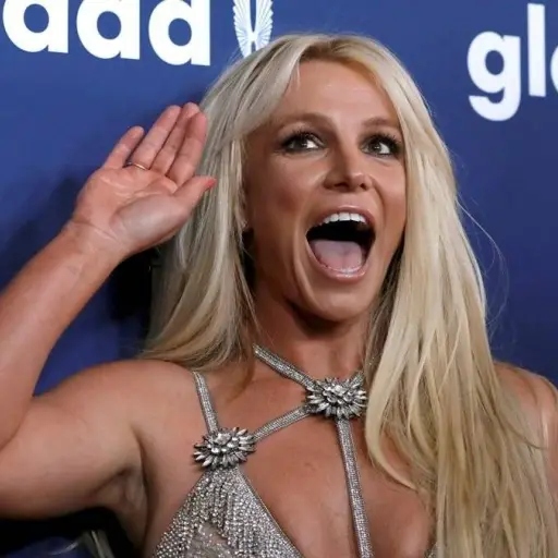 britneyspearspub-c7a69fdc1fa81488f0b24955f9ca4c17-1.jpg ,