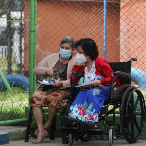 vacunacion-anticovid-dosis-refuerzo.jpeg ,