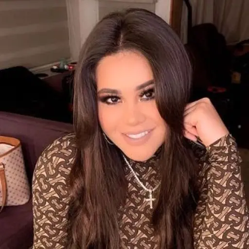 gomita-f9ada6d06c8ee652c54b8539460cd126.jpg ,