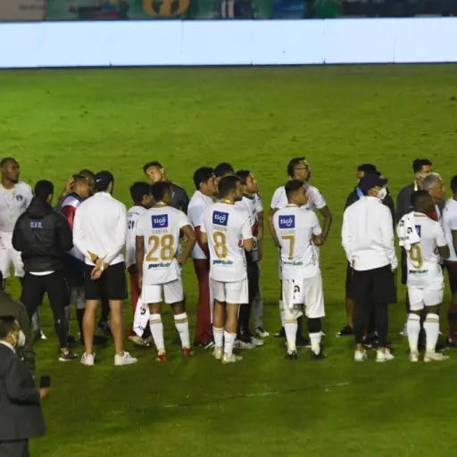 comunicaciones-hace-pasillo-campeon-malacateco-publinews-1-2.jpg ,