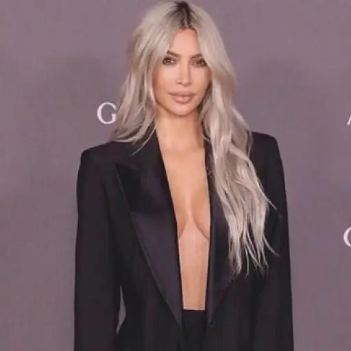 kimkardashianpublinews-79df91d6045656d3c065c5ba0520dd03.jpg ,