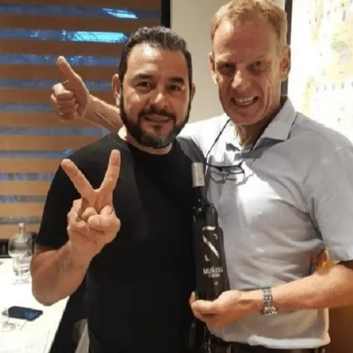 jimmy-morales-foto-vinedo.png ,