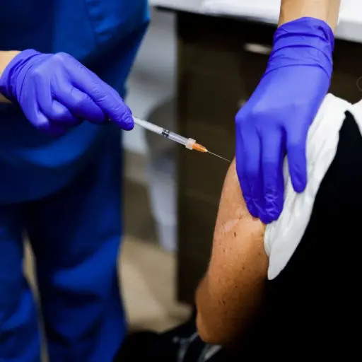 covid-19-solo-dosis-refuerzo-no-frenara-pandemia-oms-publinews-2.jpg ,