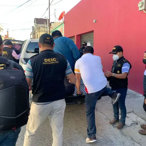 guardias-seguridad-pornografia-infantil.jpg ,