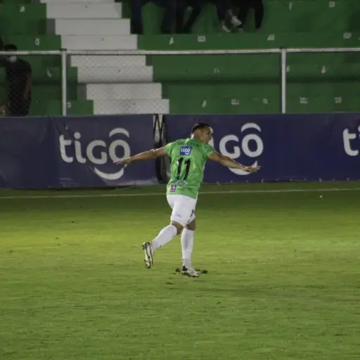 Antigua-GFC-vs.-Iztapa-Clausura-2022-2.jpeg ,