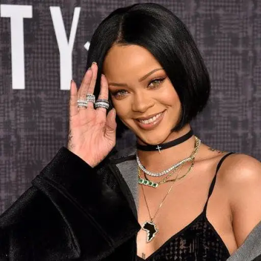 rihanna-714fccb50d3ad4e0582e1390a5c70cdc.jpg ,