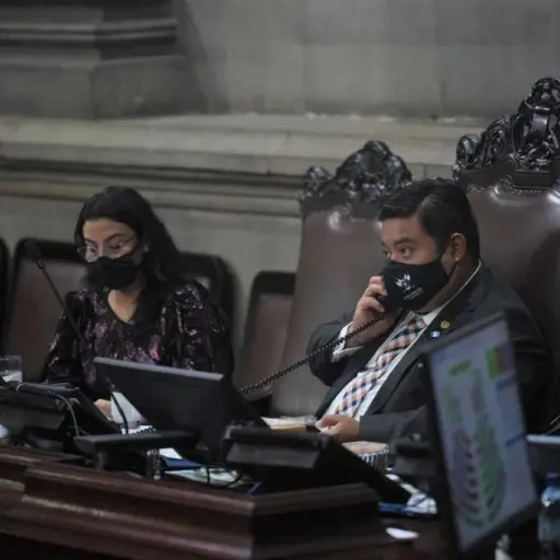 allan-rodriguez-shirley-rivera-en-junta-directiva-oficialismo-tema-guatenominas.jpg ,