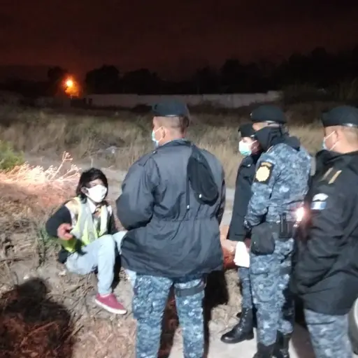 polizon-aeropuerto-la-aurora-2.jpeg ,