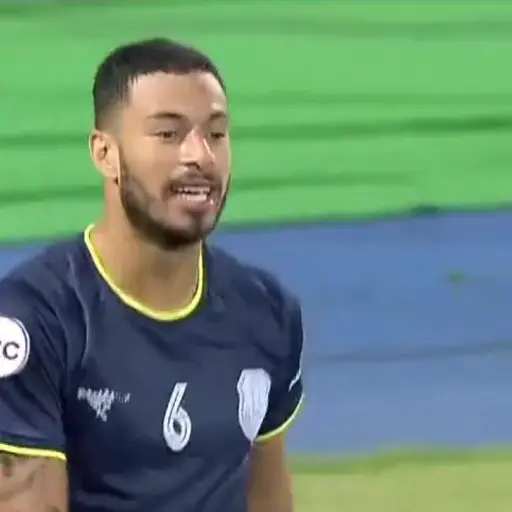 marco-dominguez-anota-primer-gol-con-Al-Yamourk-Kwait-publinews-.jpg ,