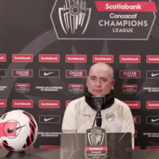 willy-olivera-conferencia-liga-campeones-de-concacaf-publinews-.png ,