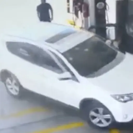 choque-gasolinera.png ,