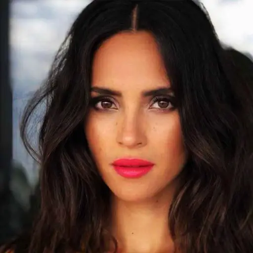 adria-arjona-publinews.jpg ,