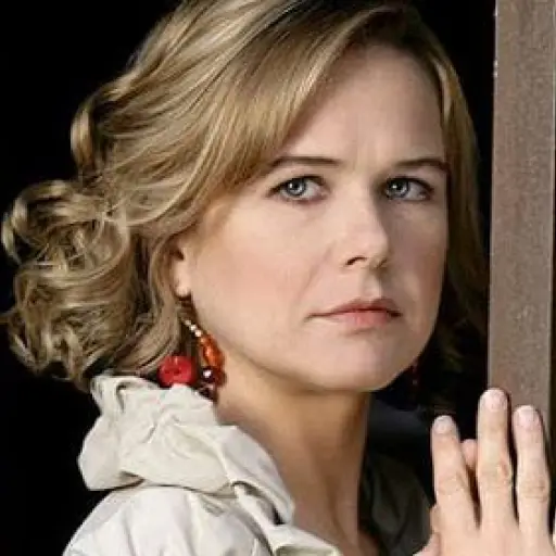 nailea-norvind.jpg ,