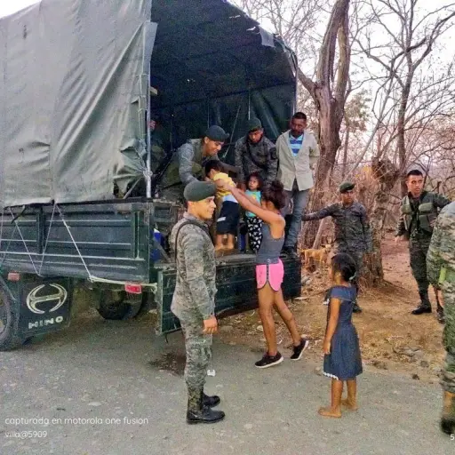 Tres-familias-de-Moyuta-que-fueron-intimidadas-por-pandilleros-regresan-a-sus-casas.jpg ,