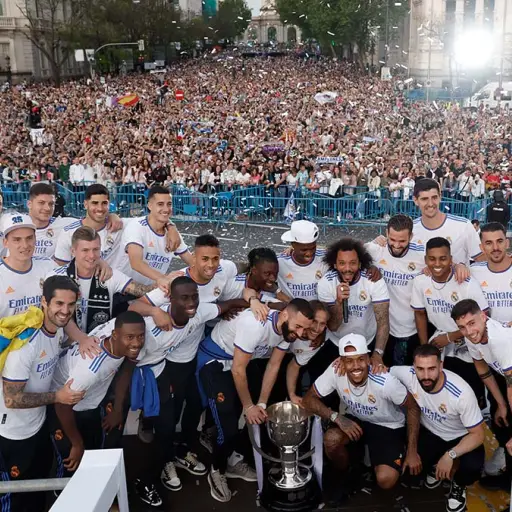 celebracion-del-Real-Madrid-en-Cibeles.jpg ,
