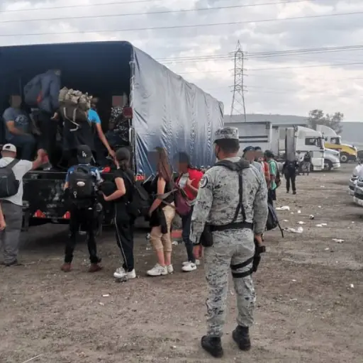 migrantes-interceptados-puebla-mexico-2.png ,