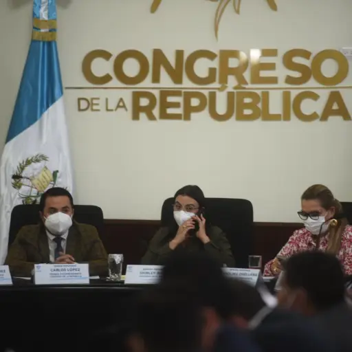 jefes-de-bloque-congreso-de-la-republica-18-de-abril-2022-foto-edwin-bercian-publinews-emisoras-unidas-2-presidenta-diputada-shirley-rivera.jpg ,