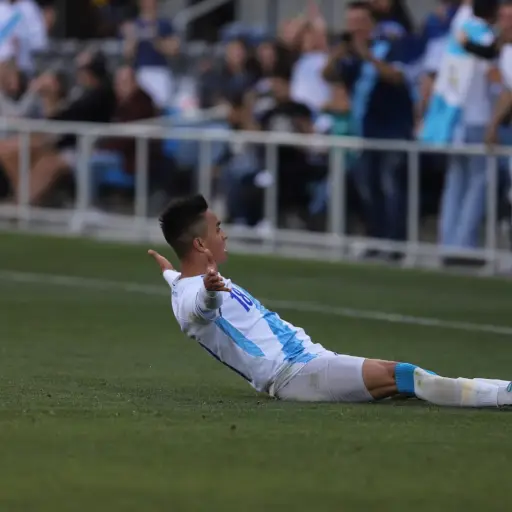 guatemala-vs-el-salvador-resultado-amistoso-2022-publinews-1-1.jpg ,