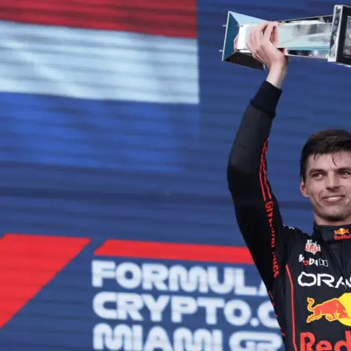 max-verstappen-gana-gp-f1-miami-publinews-.png ,