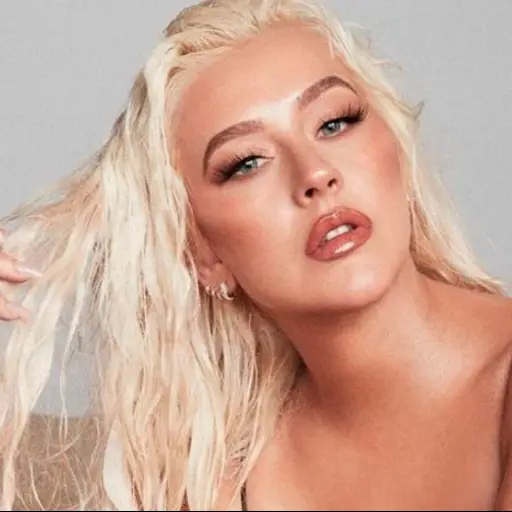 Christina-Aguilera-tres.jpg ,