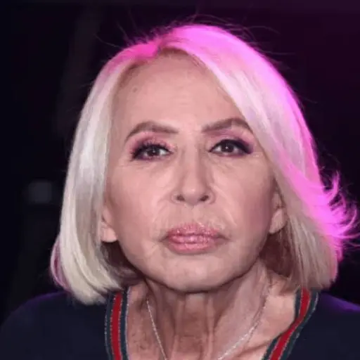 laura-bozzo-publinews-1-1.png ,