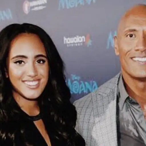 Hija-de-The-Rock-debutara-en-la-WWE.jpg ,