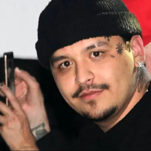 Christian-Nodal-publinews-1-1.png ,