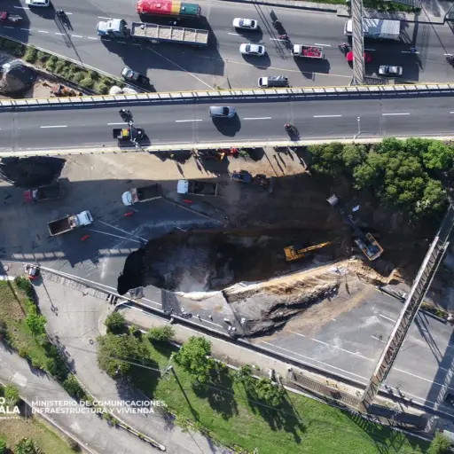 hundimiento-ruta-pacifico.jpeg ,