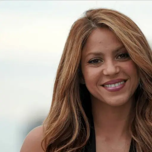 shakira-publinews-2.png ,