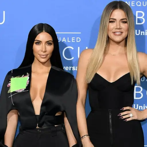 kimkhloe-c30c7a061e416bed99d68c835aa0df34.jpg ,