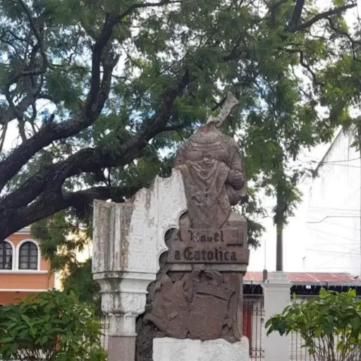 monumento-a-Isabel-la-Catolica-.jpg ,