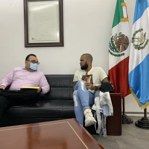 Dani-Alves-en-Guatemala.jpg ,