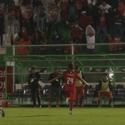 malacateco-vs-san-miguelito-liga-concacaf-publinews-13-1-1.png ,