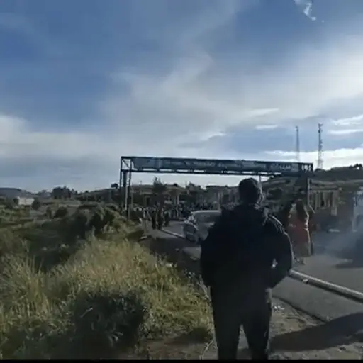 bloqueo-santa-catarina-ixtahuacan-por-disputa-con-nahuala-solola-12-agosto-2022.png ,