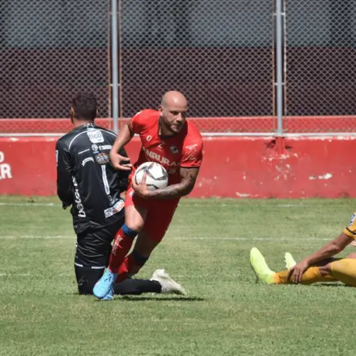 deportivo-iztapa-vs-coban-imperial-torneo-apertura-2022-publinews-4.png ,