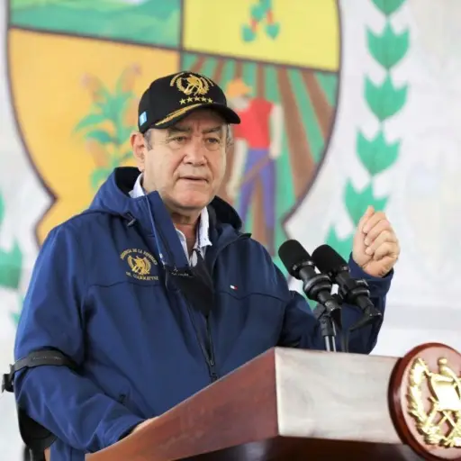 Giammattei-Zacapa-Aporte-Adulto-Mayor.jpg ,