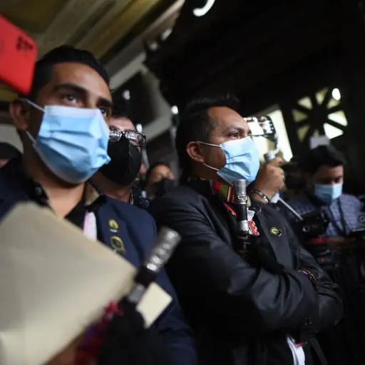 congreso-de-la-republica-alcaldes-48-cantones-de-totonicapan-iniciativa-de-ley-6076-15-.jpg ,