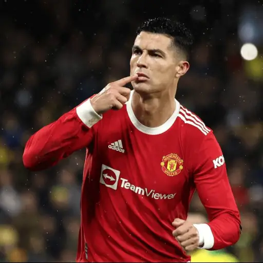 messi-vs-cristiano-ronaldo-quien-marco-mas-goles-2021-publinews-1.png ,