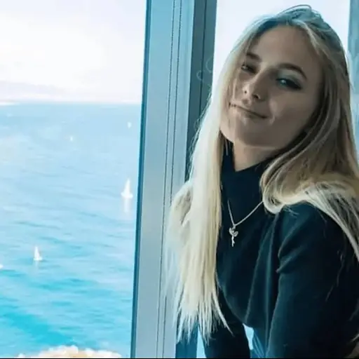 Clara-Chia-Marti.png ,