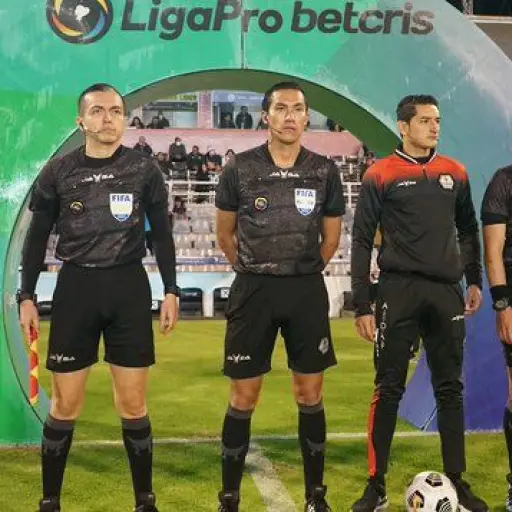 aribtros-ecuador.jpg ,