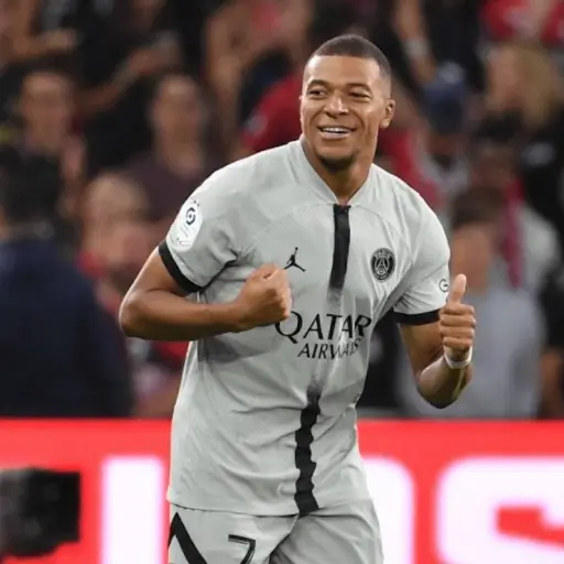 mbappe-el-gol-mas-rapido-de-psg-emisoras-unidas-1-1.png ,