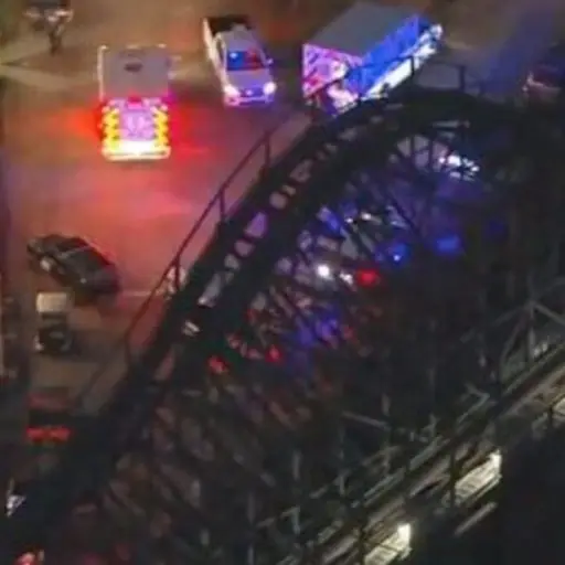 Al-menos-12-heridos-dejo-un-accidente-en-una-montana-rusa.jpg ,