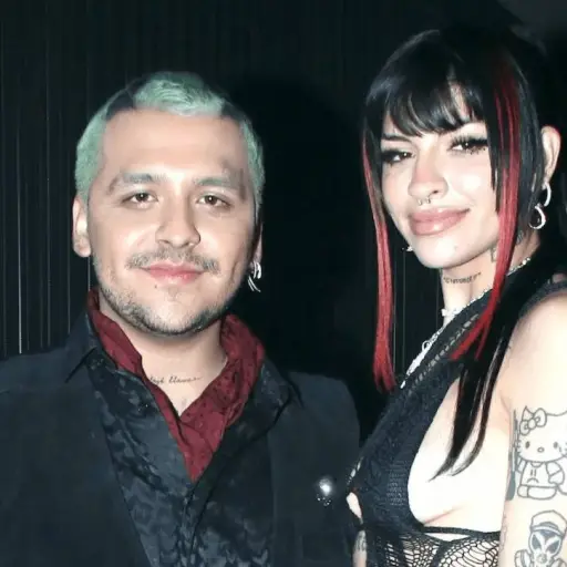 Cazzu-confiesa-por-primera-vez-si-esta-enamorada-de-Nodal.png ,