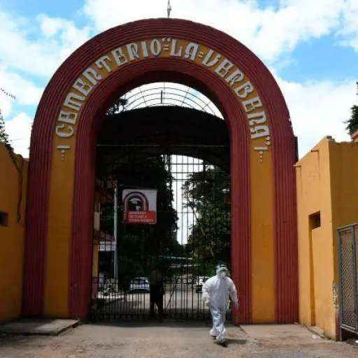 cementerio-la-verbena.jpg ,